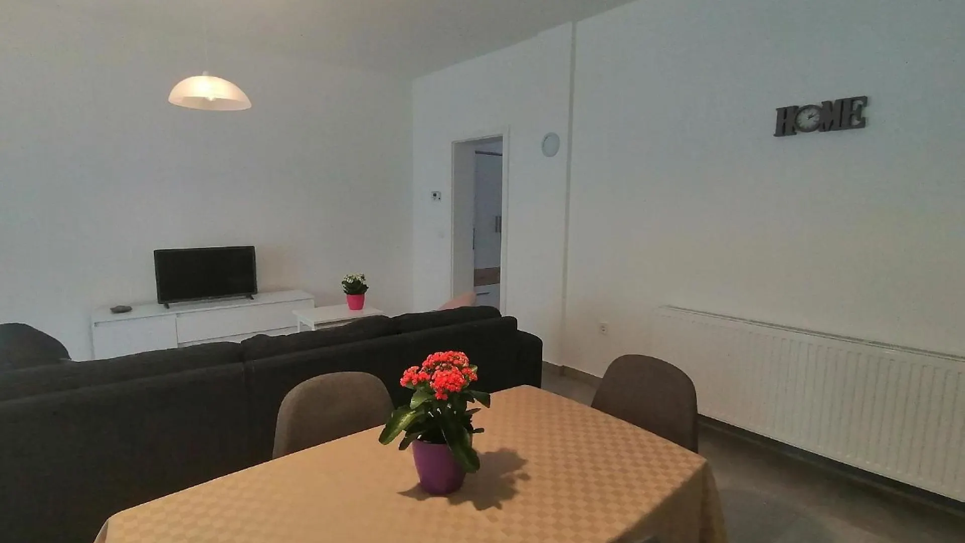 Moderne Ferienwohnung Dunja In Pula Croatia